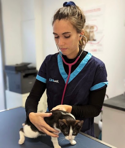 Clinique Vétérinaire Univet De La Voie Royale - Sèvres, Clinique Vétérinaire à Sèvres