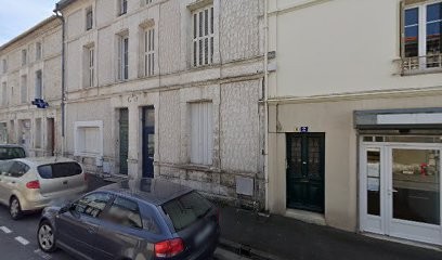CLINIQUE VETERINAIRE DES 3 SOURCES, Clinique Vétérinaire à Ruelle-sur-Touvre
