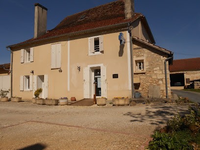Launay Christine, Clinique Vétérinaire à Beauregard-et-Bassac