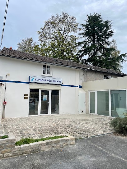 Clinique Vétérinaire Des 3 Vallées -Dr Auger, Clinique Vétérinaire à Saint-Chéron