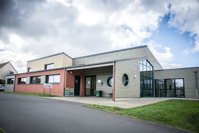 Clinique Vétérinaire De La Foresterie, Clinique Vétérinaire à Rouillon