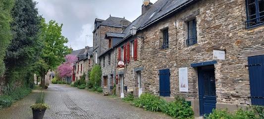 Bijkerk Henk, Clinique Vétérinaire à La Gacilly