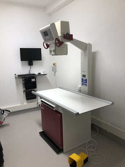 Cabinet Vétérinaire De L'Escarène - Cécile MARCO-SENECHAL - Hélène TRINTELER, Clinique Vétérinaire à L'Escarène