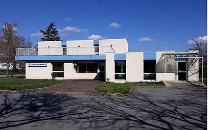 Clinique Vétérinaire Des Revols, Clinique Vétérinaire à Mours-Saint-Eusèbe