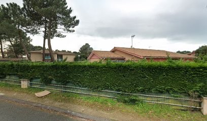 Poilly Helene, Clinique Vétérinaire à Gujan-Mestras
